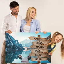 Cargar imagen en el visor de la galería, Familie ist wo das Leben beginnt - Personalisierte Familien-Leinwand mit Namen / Wegschild (2 - 8 Personen) Schwarz-Weiss
