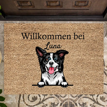 Cargar imagen en el visor de la galería, &quot;Hier wohnt&quot; Fußmatte mit Katze personalisiert (1-4 Katzen)
