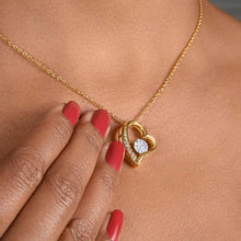 Cargar imagen en el visor de la galería, Letzte Liebe - Halskette mit Gold-Herzanhänger &amp; personalisierter Geschenk-Karte (Valentinstagsgeschenk)
