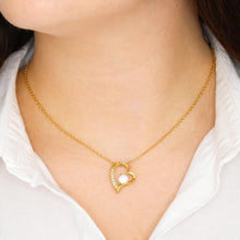 Cargar imagen en el visor de la galería, Liebe meines Lebens - Halskette mit Gold-Herzanhänger &amp; personalisierter Karte (Valentinstagsgeschenk)
