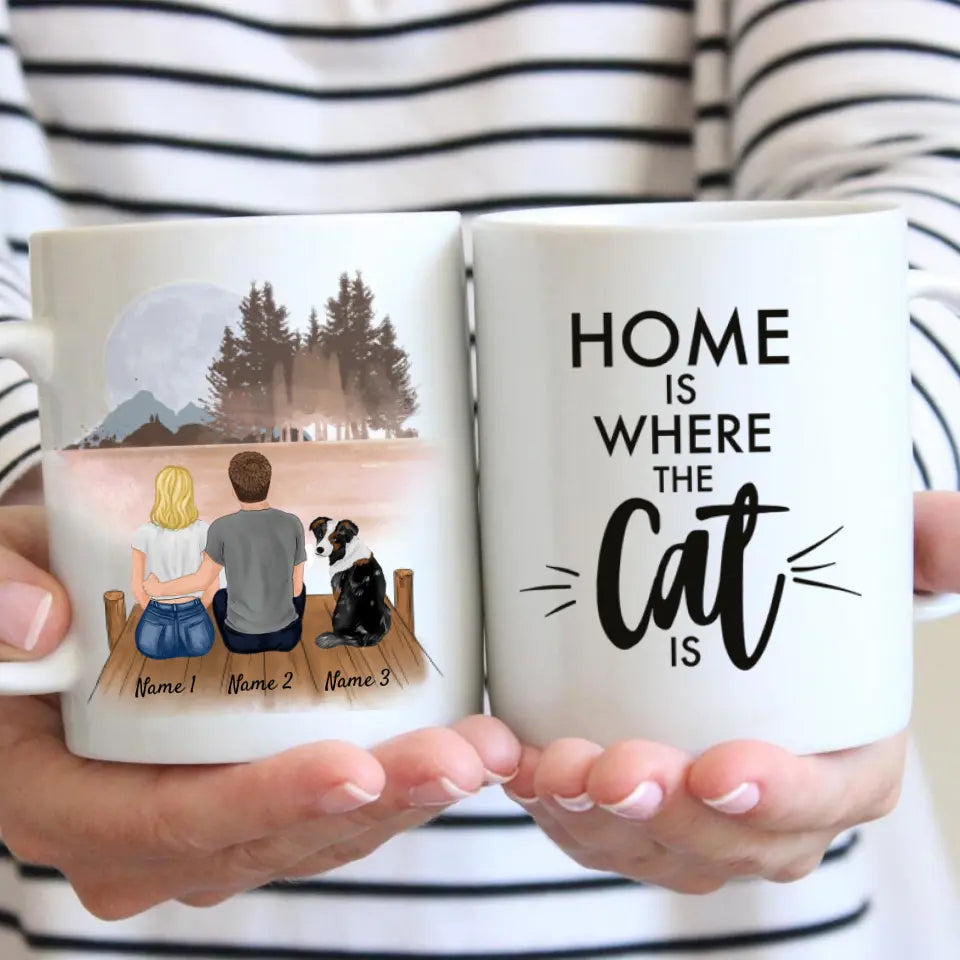 Pareja con mascota - Taza personalizada (Perro, Gato)