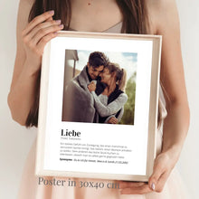 Cargar imagen en el visor de la galería, Foto-Poster &quot;Definition&quot; - Personalisiertes Geschenk für Paare &quot;Liebe&quot;
