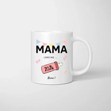 Cargar imagen en el visor de la galería, Mama Loading 2024 - Personalisierte Tasse für werdende Mütter, Väter, zur Verkündung (Mama, Papa, Oma, Opa, Patin, Pate)
