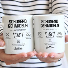 Cargar imagen en el visor de la galería, Schonend behandeln, das gute Stück wird 30, 40, 50, 60 - Personalisierte Tasse zum Geburtstag (Alter &amp; Namen individualisieren)
