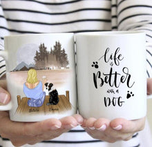 Cargar imagen en el visor de la galería, Katzenmama - Personalisierte Tasse (Frau mit Katze oder Hund, Muttertag)
