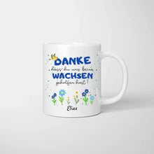 Cargar imagen en el visor de la galería, Danke, dass du mir beim wachsen geholfen hast - Personalisierte Tasse, Abschiedsgeschenk, Erzieher, Kindergarten, Schule, Lehrer, Tagesmutter
