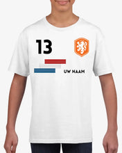 Cargar imagen en el visor de la galería, Voetbal EM 2024 Nederland Shirt Kinderen individueel - Gepersonaliseerd T-Shirt voor Kinderen (100% Katoen)
