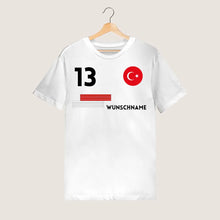 Cargar imagen en el visor de la galería, Fußball EM 2024 Türkei Trikot - Personalisiertes T-Shirt für türkische Fußball-Fans (100% Baumwolle, Unisex)
