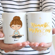 Cargar imagen en el visor de la galería, Namaste Yoga Freundinnen - Personalisierte Tasse Freundinnen/ Kolleginnen (1-3 Frauen)
