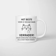 Cargar imagen en el visor de la galería, HET BESTE VOOR JE NIEUWE BAAN VERRADER! - Gepersonaliseerde collega mok (2-4 personen)
