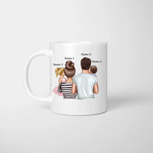 Cargar imagen en el visor de la galería, Başkaları için Kaos olabilir ama biz buna Aile diyoruz - Personalisierte Familien Tasse
