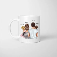 Cargar imagen en el visor de la galería, Eltern mit Kindern - Personalisierte Tasse (1-4 Kinder), Individuelles Geschenk Familie
