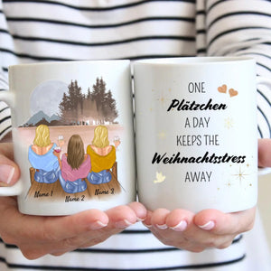 One Plätzchen a day keeps the Weihnachtsstress away - Personalisierte Tasse Freundinnen & Kolleginnen (2-4 Personen)