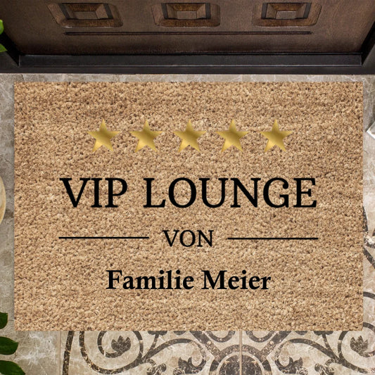 VIP Lounge von eurer Familie - Personalisierte Fußmatte für innen & aussen