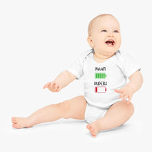 Cargar imagen en el visor de la galería, Ik: veel energie, ouders: weinig energie - Gepersonaliseerde baby onesie/ romper voor Kerstmis, 100% biologisch katoen
