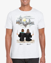Cargar imagen en el visor de la galería, Beste Zauberinnen - Personalisiertes T-Shirt (2-4 Freundinnen)
